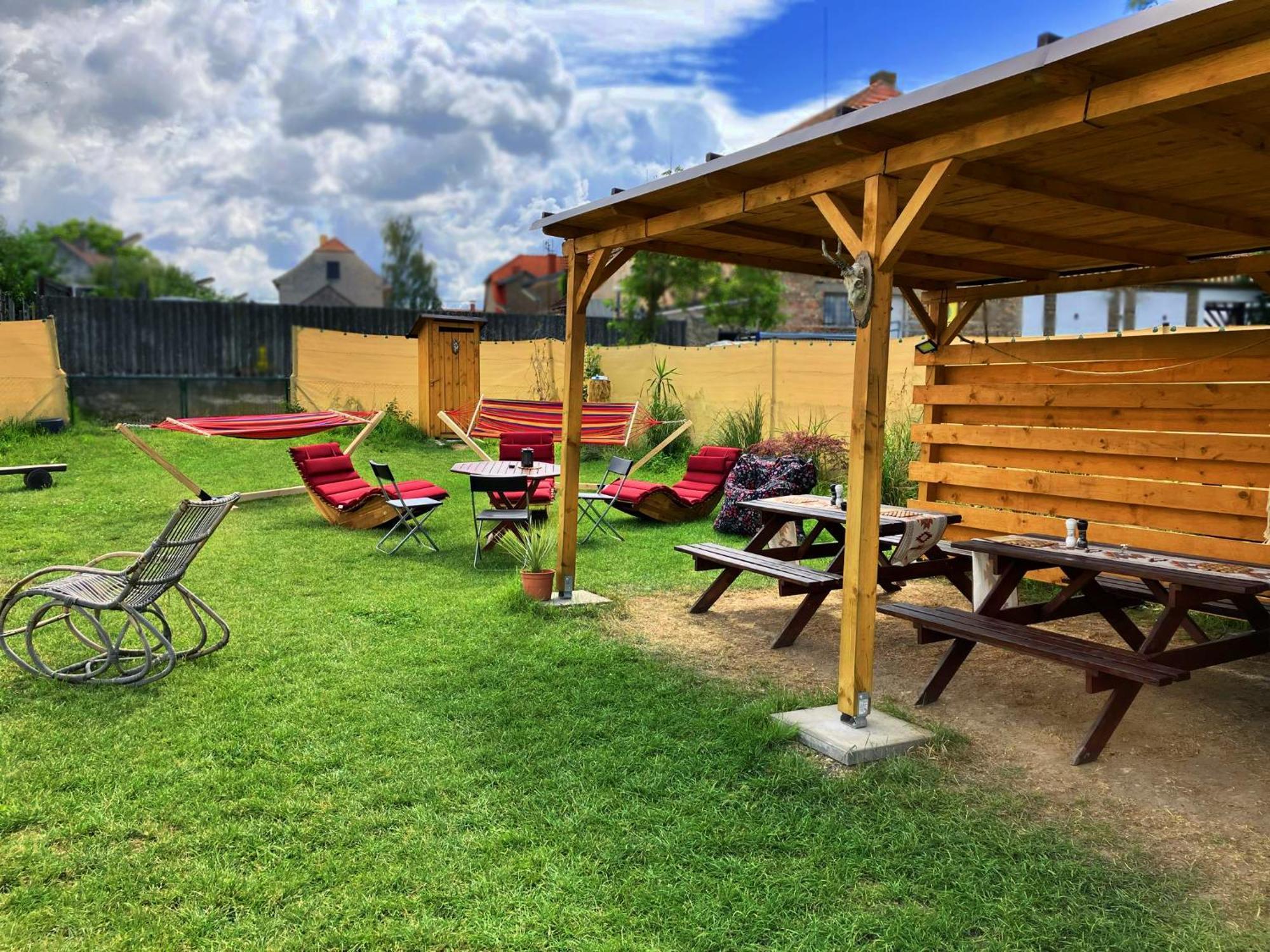 Teepee Camp Lounky Hotel Chodouny Екстериор снимка